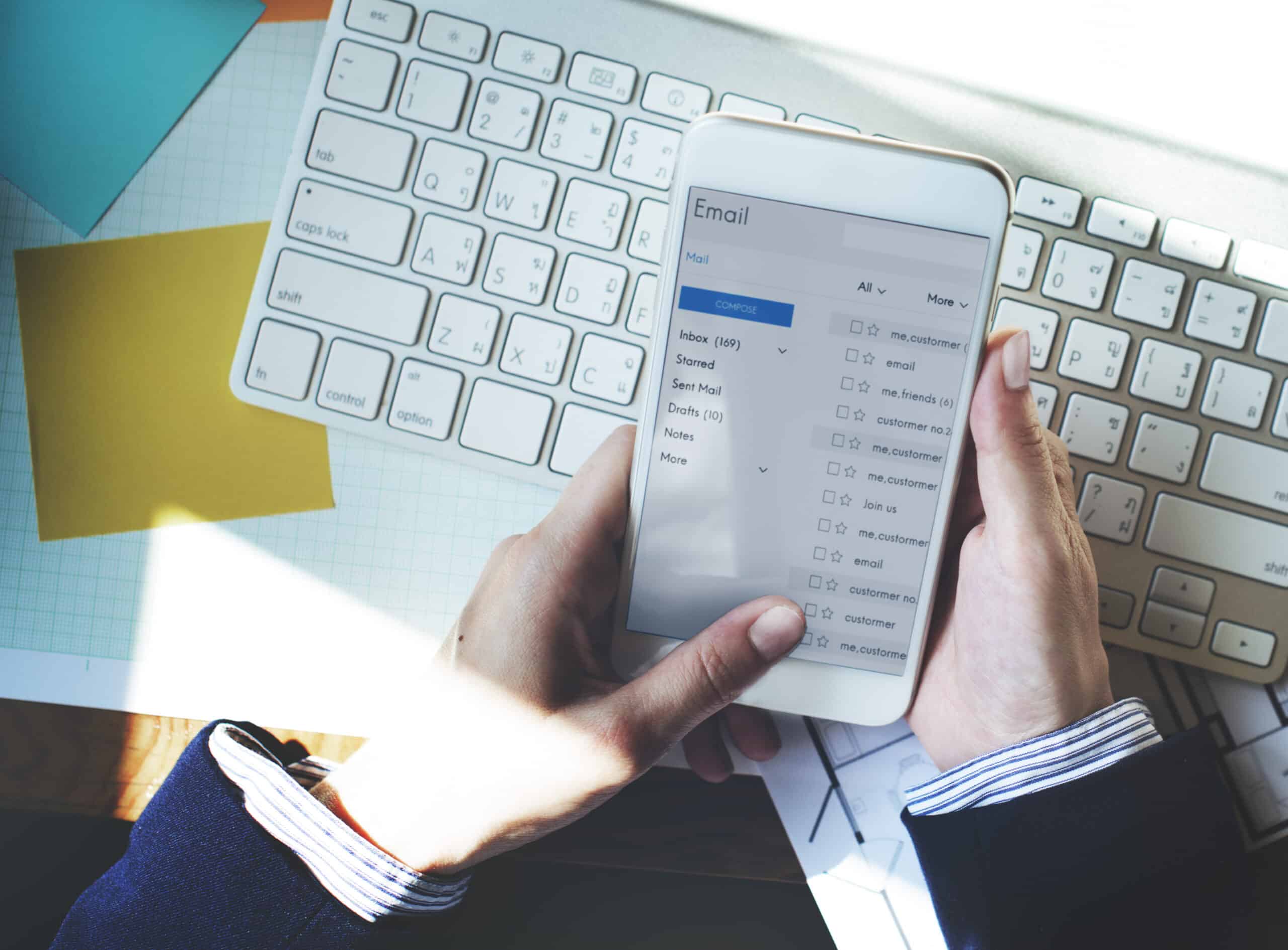Best Apps to Organize Contacts Efficiently